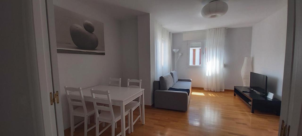Valdenoja-Sardinero Apartment Suite Beach سانتاندر المظهر الخارجي الصورة